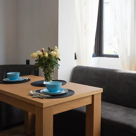2 Bed - Sleeps 4 Terrace & Pet Friendly * ساندانسكي