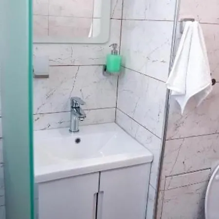 2 Bed - Sleeps 4 Terrace & Pet Friendly * Sandanski