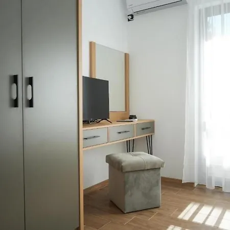 Lägenhet 2 Bed - Sleeps 4 Terrace & Pet Friendly *